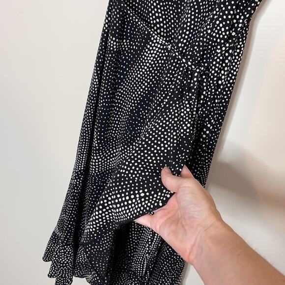 New York & Co Faux Wrap Splatter Dot Dress Size Small - Picture 4 of 8